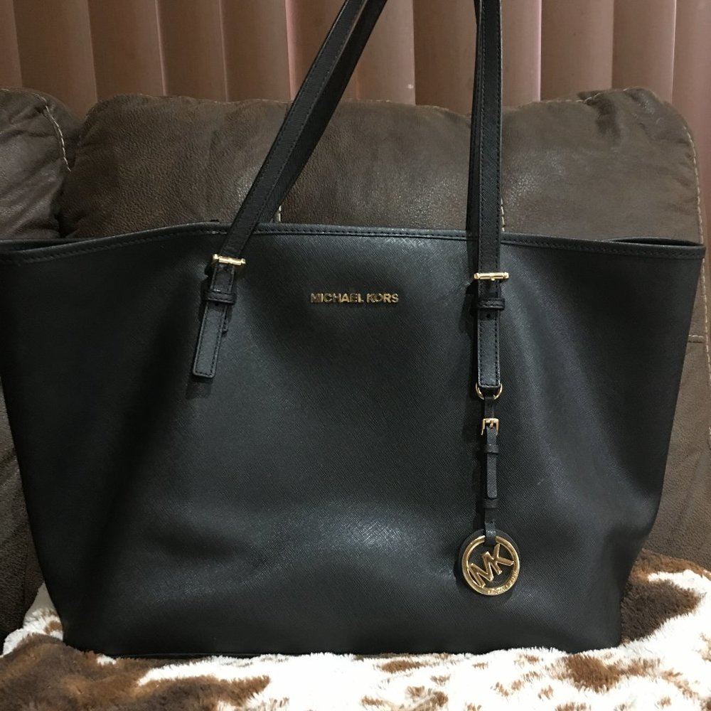 Michael Kors Jet Set Travel Large Saffiano Leather